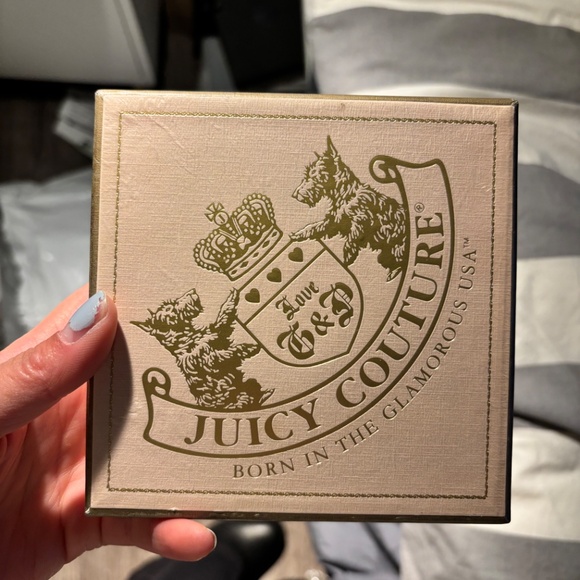 Juicy couture pink digital camera - Picture 2 of 9